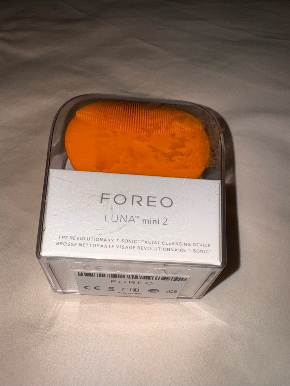 sealed new foreign luna mini 2 Facial cleansing device packaging